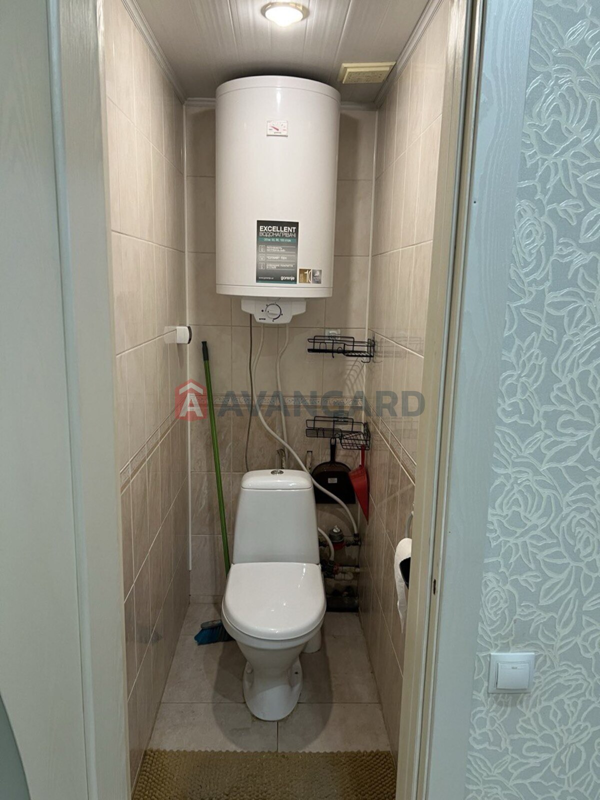 3 ��. ��������, 73/-/12 ��. �., 12/12 ������ ���� 8