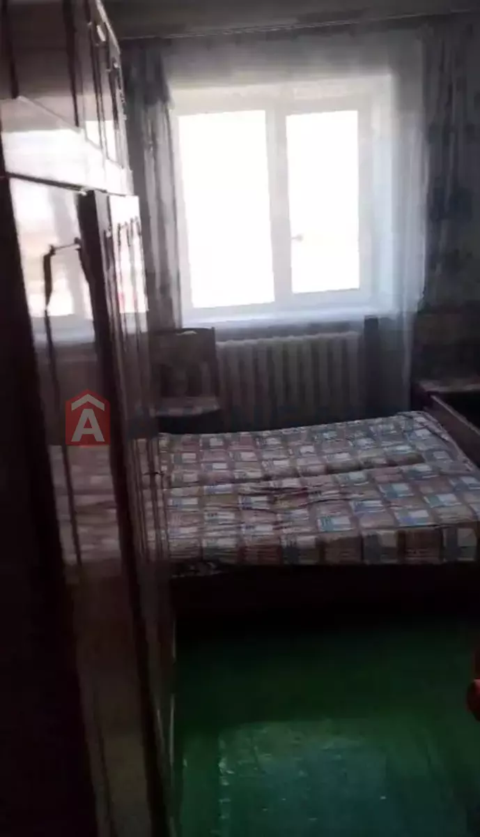 2 ��. ��������, 50/-/8 ��. �., 9/9 ������ ���� 4