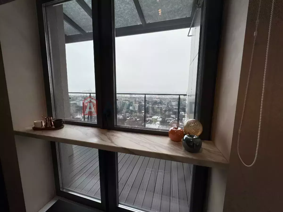 4 ��. ��������, 120/-/40 ��. �., 12/12 ������ ���� 6