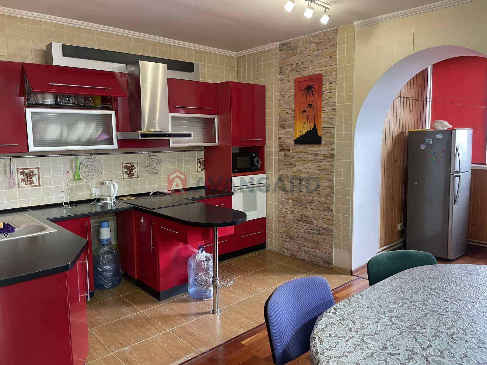 3 ��. ��������, 120/-/17 ��. �., 10/17 ������ ���� 2