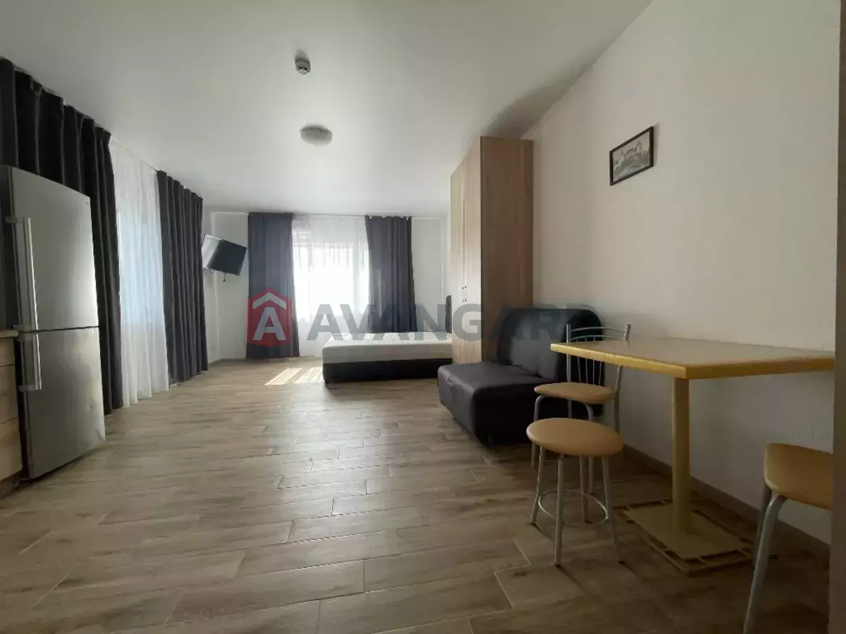 1 ����. ��������, 37/-/8 ��. �., 3/3 ���� ���� 4