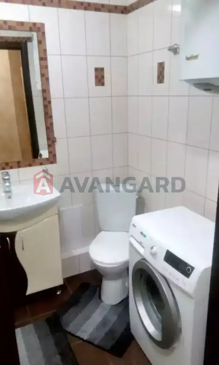 1 ����. ��������, 38/-/- ��. �., 8/9 ���� ���� 11