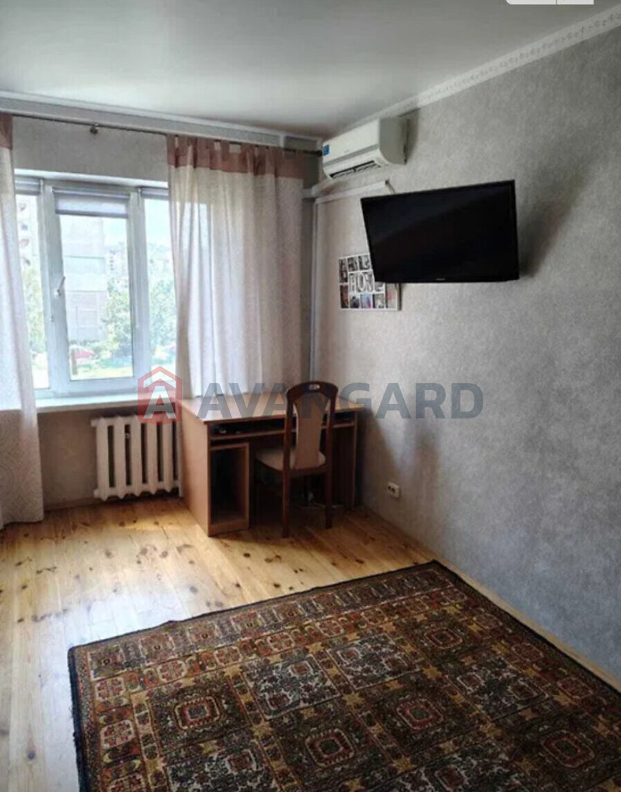 2 ��. ��������, 58/-/13 ��. �., 4/16 ������ ���� 12