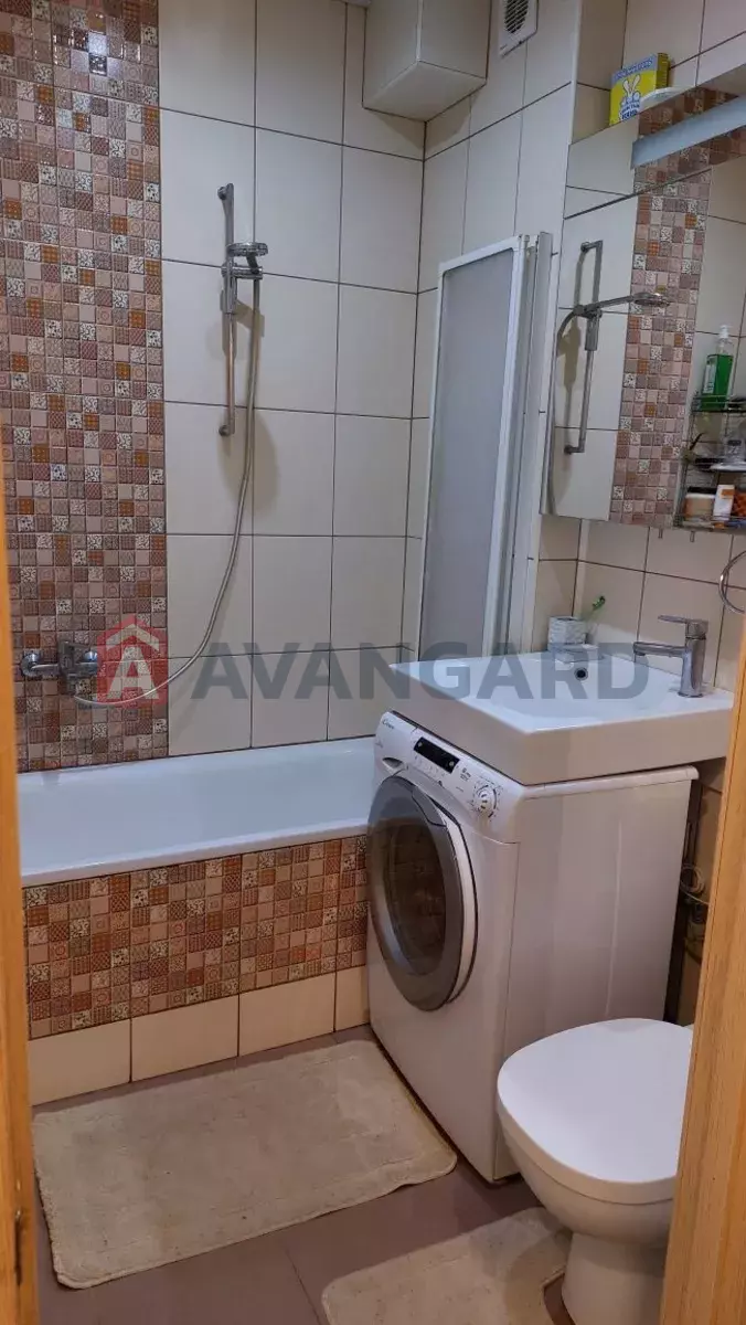 2 ��. ��������, 46/-/8 ��. �., 1/2 ������ ���� 8