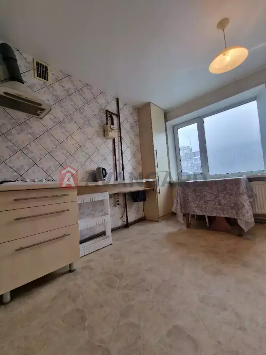 2 ����. ��������, 51/-/9 ��. �., 7/10 ���� ���� 3