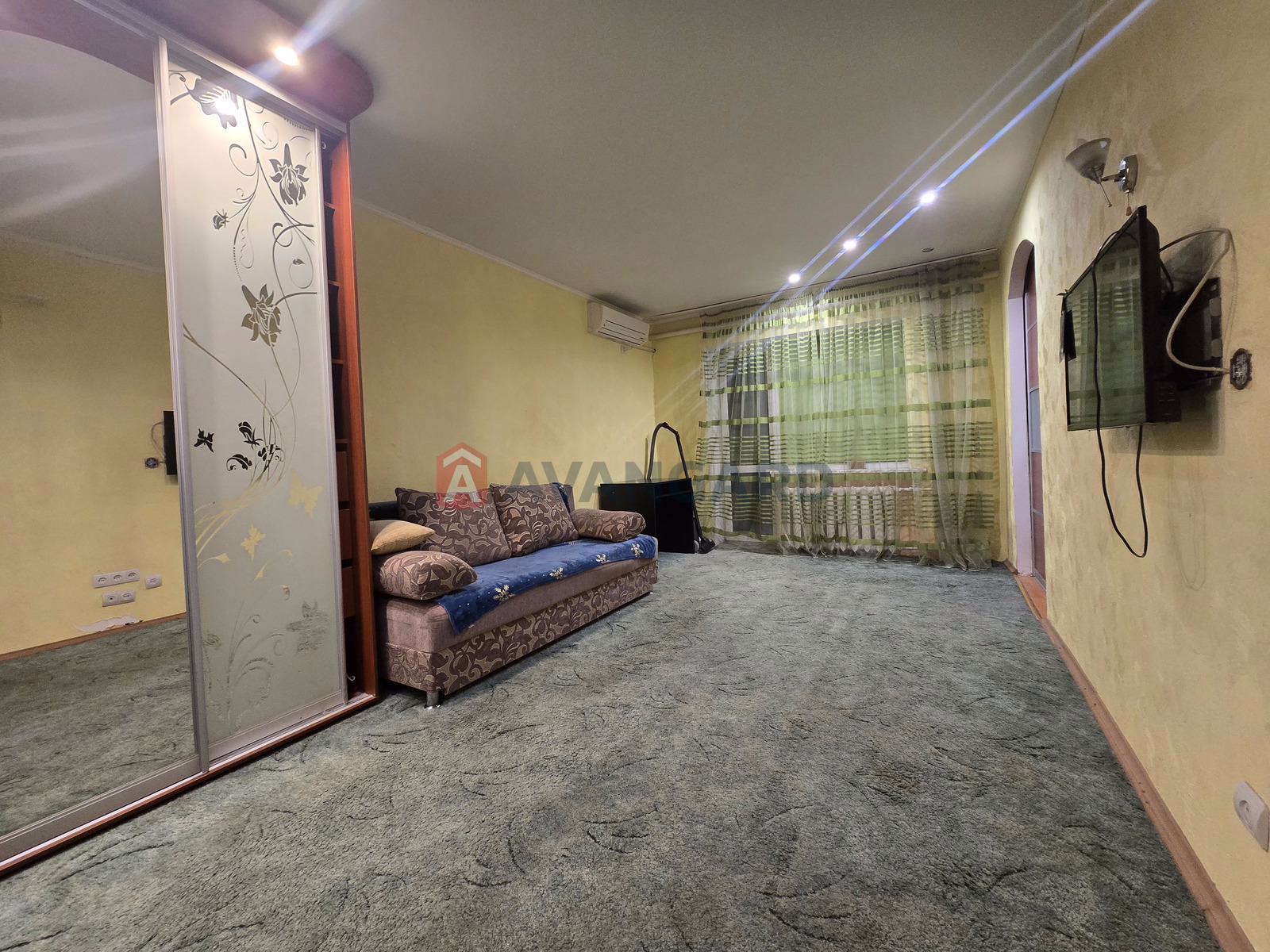 1 ����. ��������, 32/-/- ��. �., 5/5 ���� ���� 1