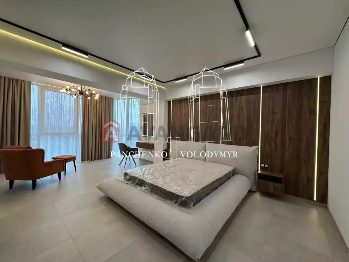 3 ��. ��������, 115/-/25 ��. �., 5/14 ������ ���� 13