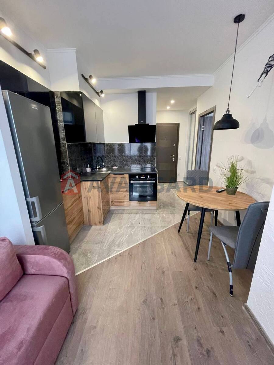 2 ��. ��������, 44/-/- ��. �., 9/10 ������ ���� 2