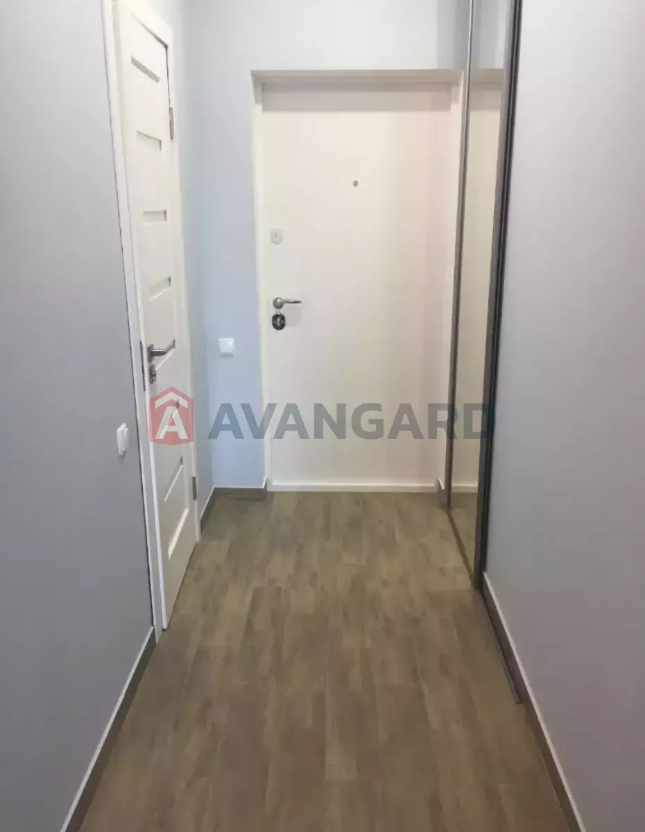 1 ��. ��������, 47/35/17 ��. �., 4/12 ������ ���� 4