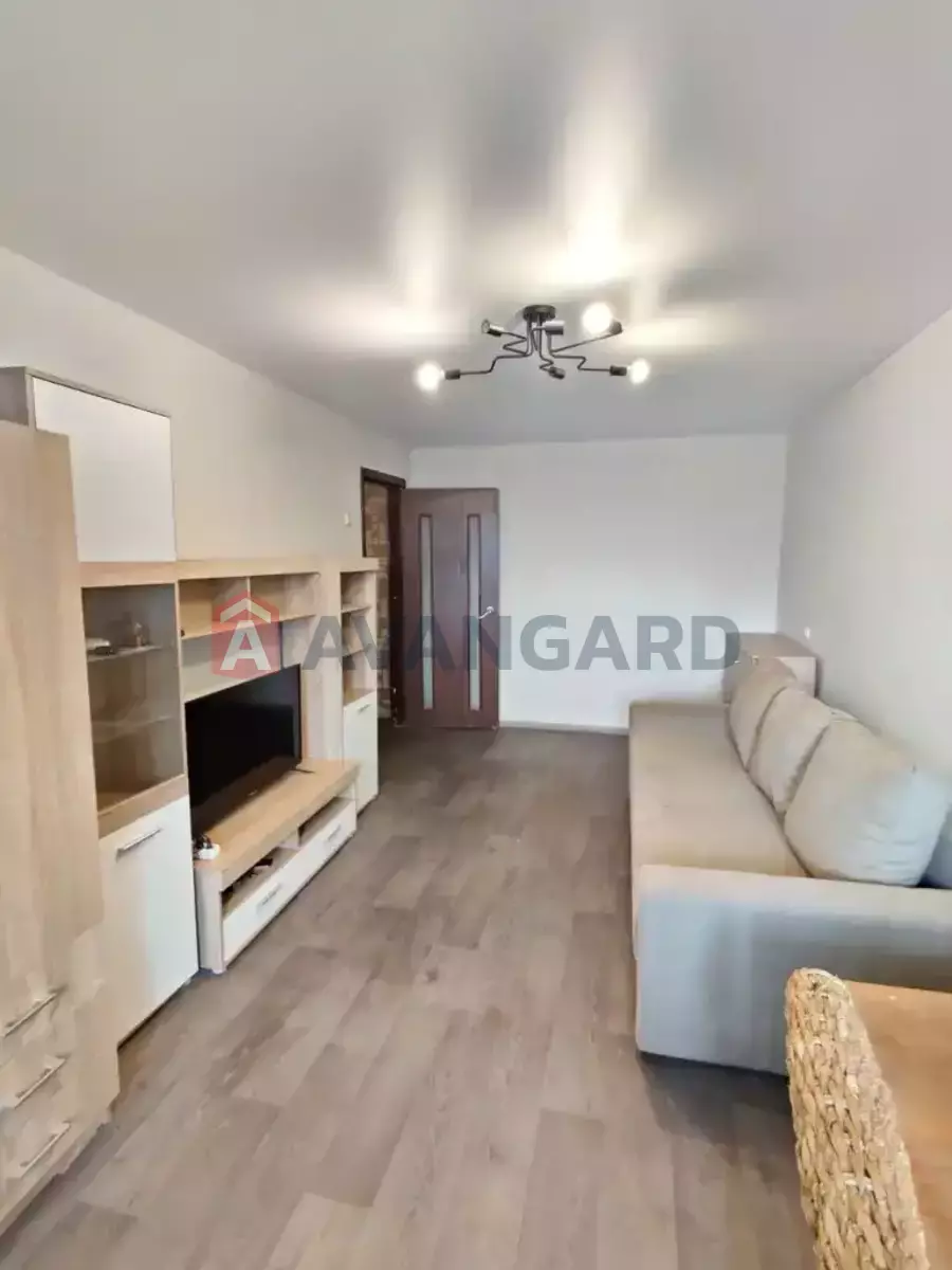 2 . , 43/-/- . ., 4/5   1