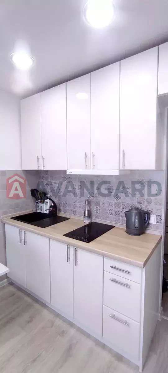 1 ��. ��������, 17/-/17 ��. �., 8/9 ������ ���� 14
