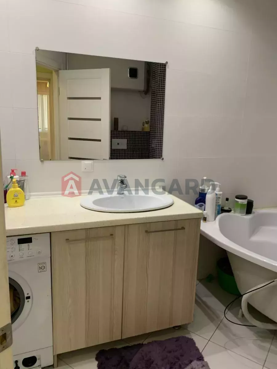 3 ����. ��������, 69/-/12 ��. �., 9/9 ���� ���� 10