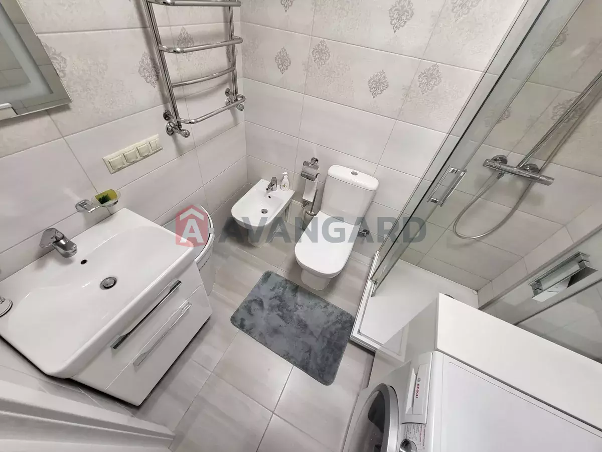 3 кім. квартира, 100/-/35 кв. м., 10/12 поверх фото 14 3 кім. квартира, 100/-/35 кв. м., 10/12 поверх фото 14