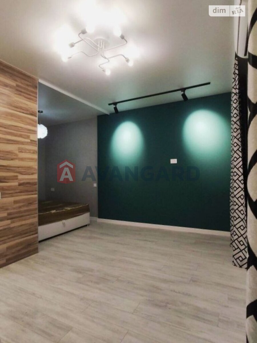 1 ��. ��������, 35/10/16 ��. �., 11/26 ������ ���� 6