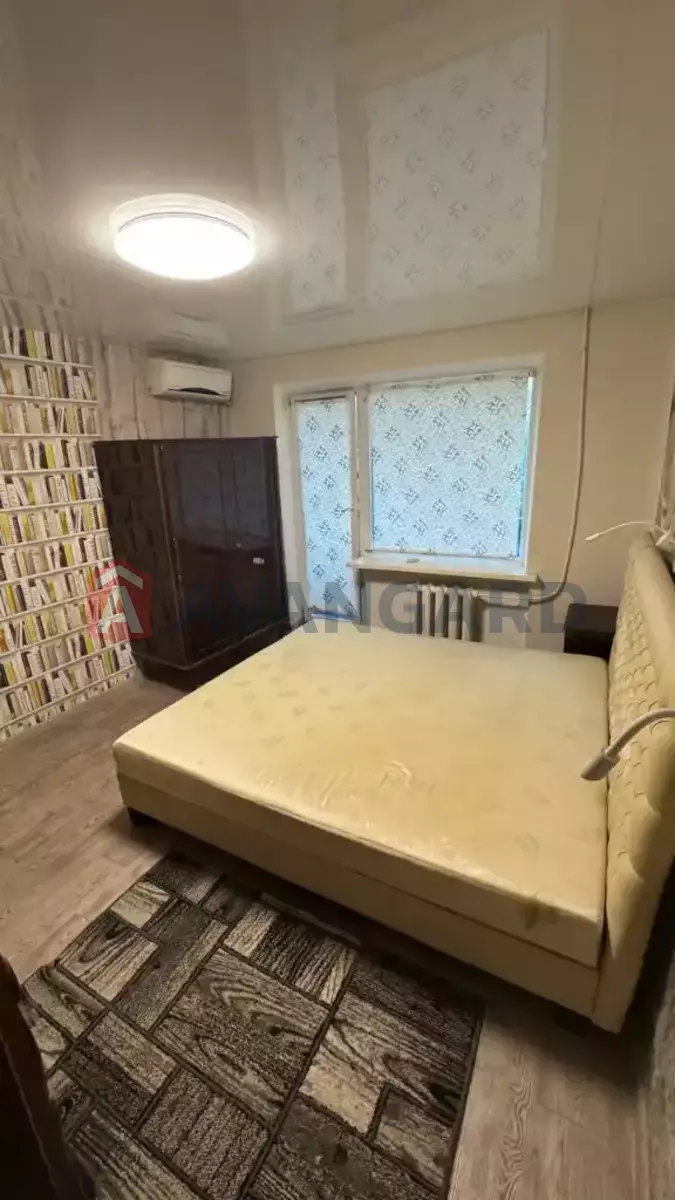 2 ����. ��������, 48/-/- ��. �., 6/9 ���� ���� 1