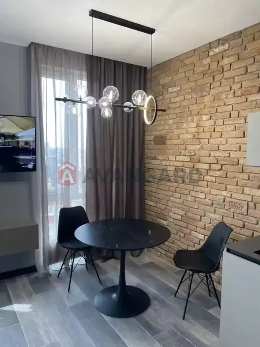 1 ��. ��������, 40/-/10 ��. �., 13/21 ������ ���� 5