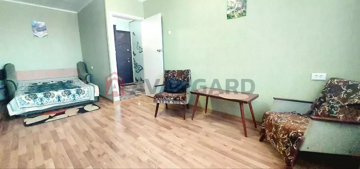 1 ��. ��������, 38/-/8 ��. �., 8/12 ������ ���� 7