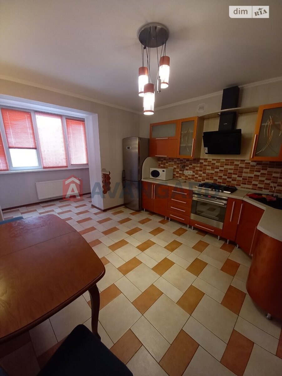 3 ����. ��������, 100/55/16 ��. �., 4/9 ���� ���� 2