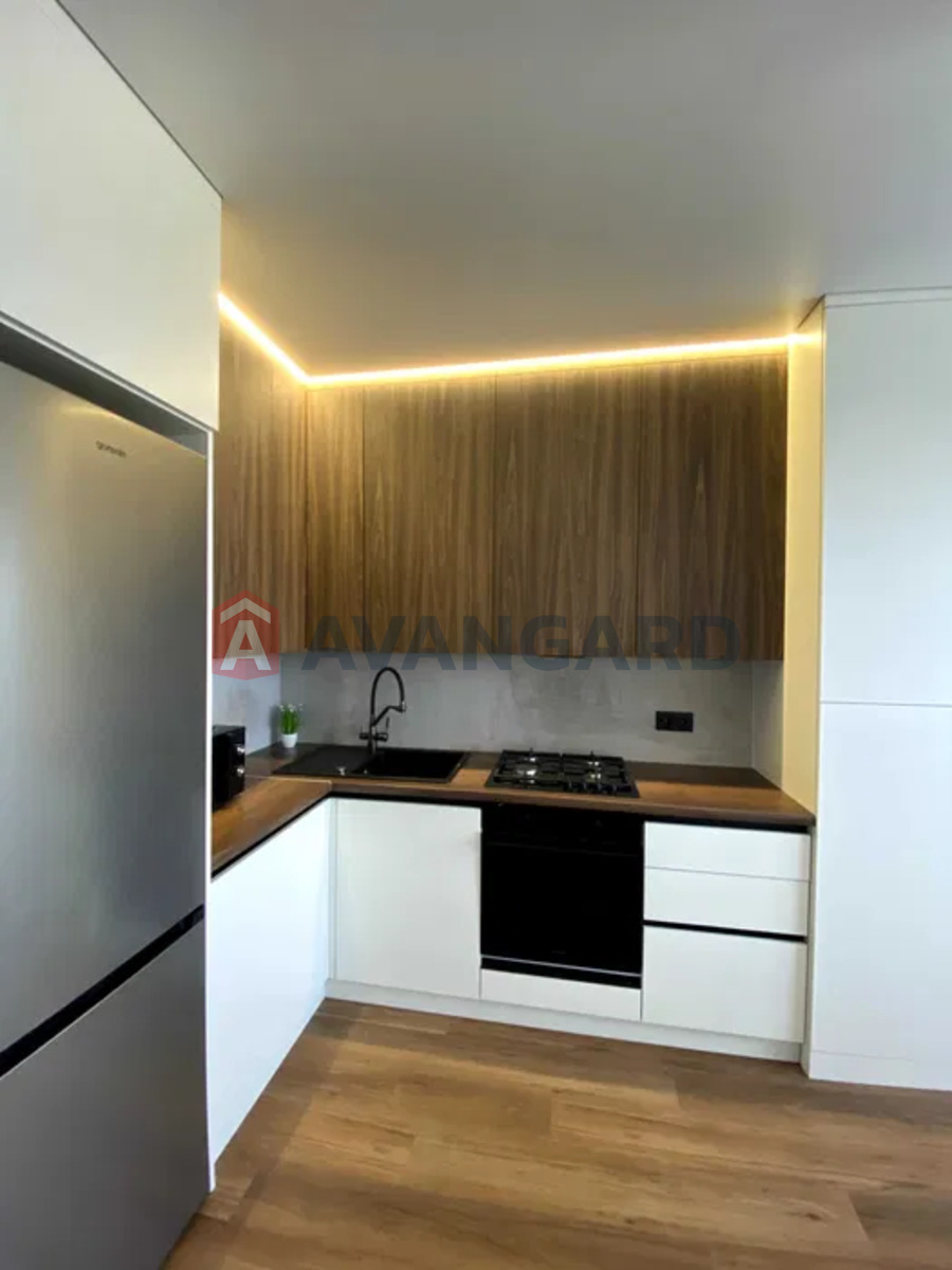 1 ����. ��������, 49/-/16 ��. �., 9/10 ���� ���� 6