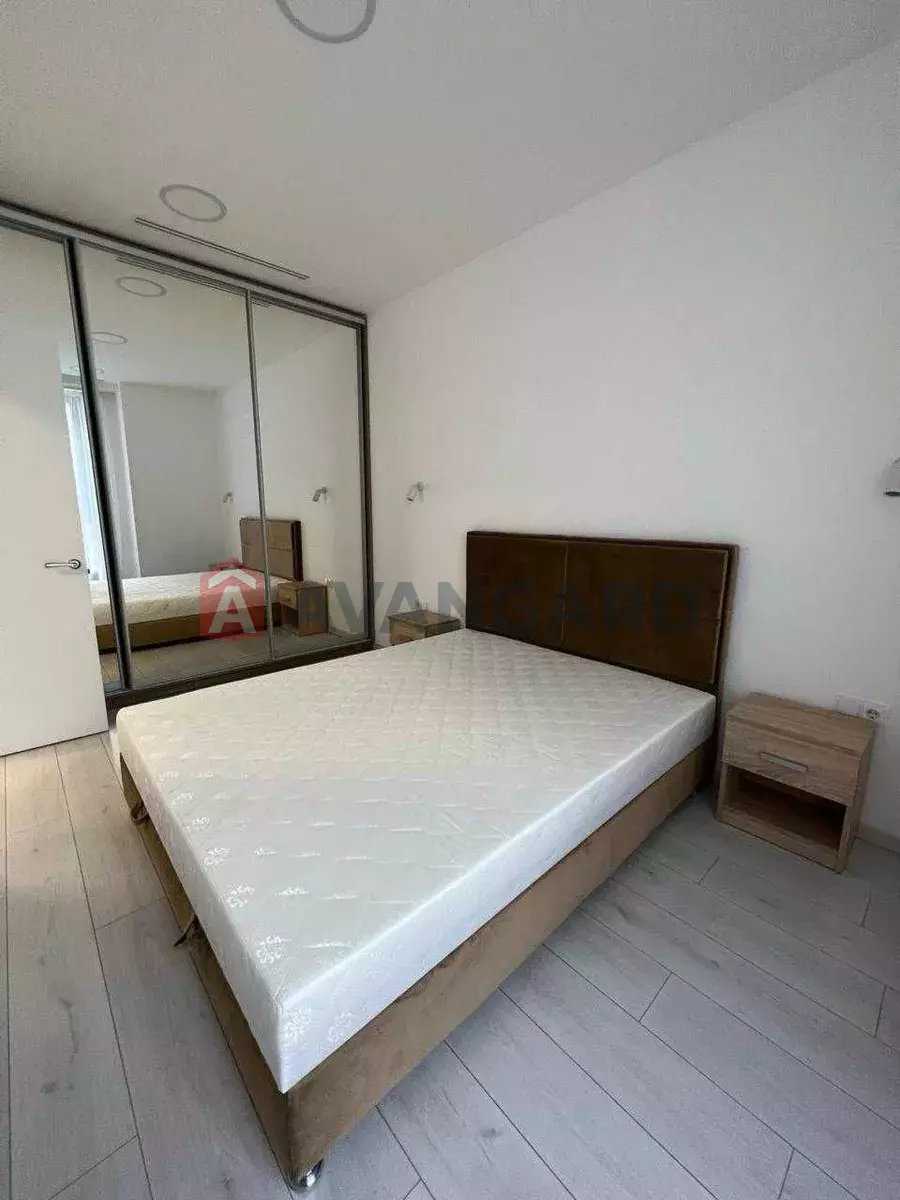 2 ����. ��������, 51/35/25 ��. �., 2/7 ���� ���� 4