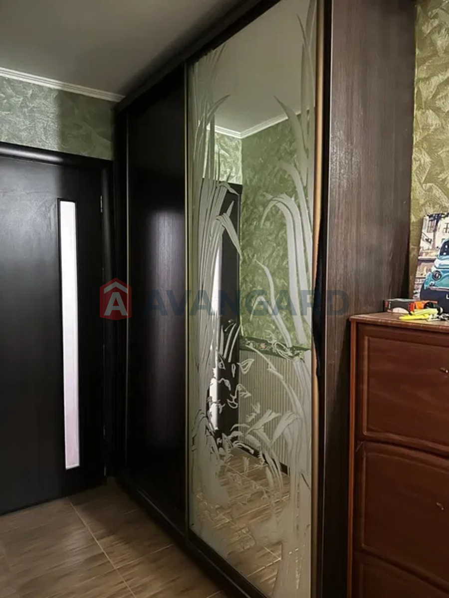 2 ��. ��������, 43/-/6 ��. �., 1/5 ������ ���� 9