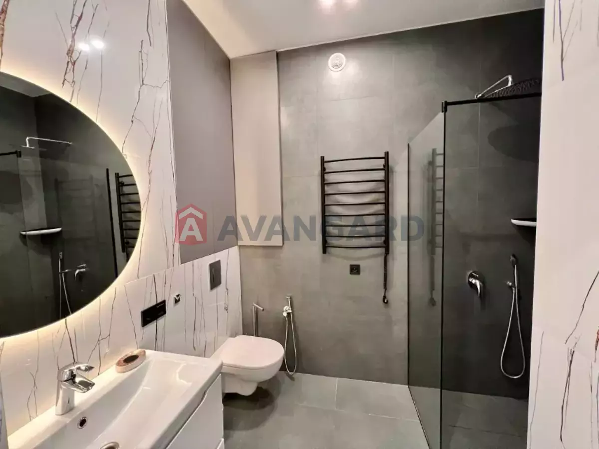 4 ��. ��������, 130/110/20 ��. �., 12/13 ������ ���� 3