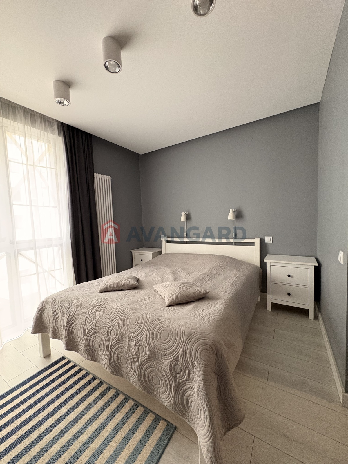 2 ��. ��������, 67/34/18 ��. �., 4/4 ������ ���� 11