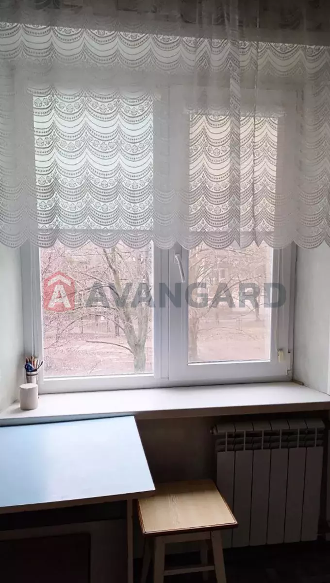 2 ��. ��������, 52/-/8 ��. �., 3/9 ������ ���� 11