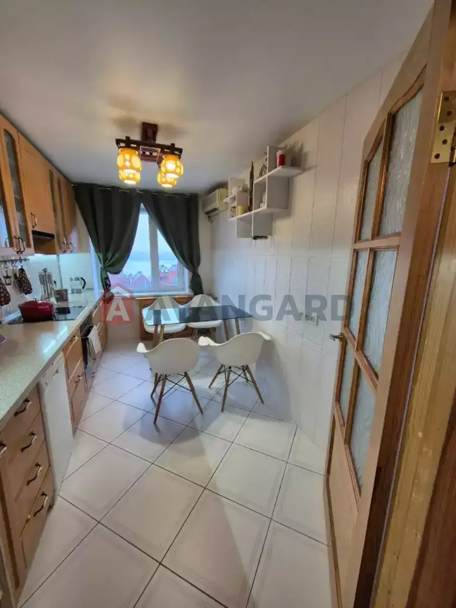 2 ����. ��������, 60/-/- ��. �., 7/11 ���� ���� 5