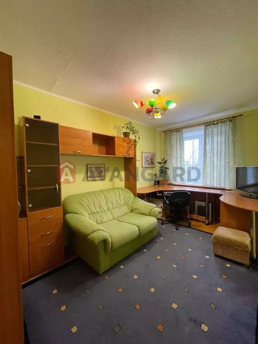 3 ��. ��������, 60/-/7 ��. �., 5/9 ������ ���� 3