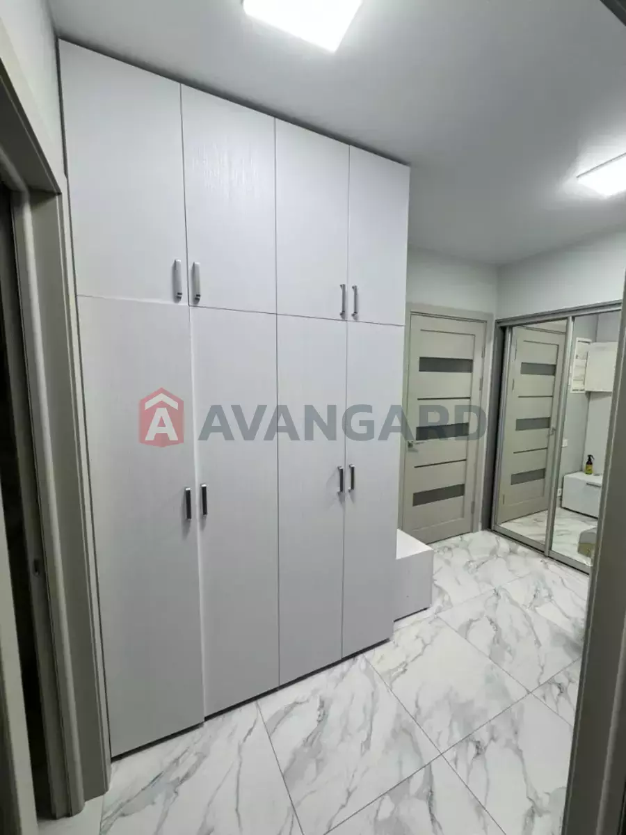 2 ��. ��������, 48/14/16 ��. �., 9/10 ������ ���� 3