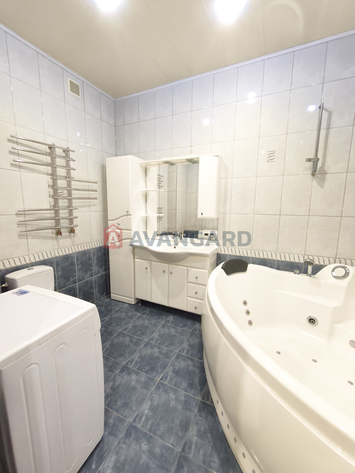 1 ��. ��������, 45/24/8 ��. �., 2/4 ������ ���� 10