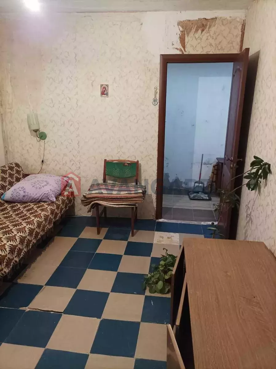 3 . , 70/-/9 . ., 9/9   7