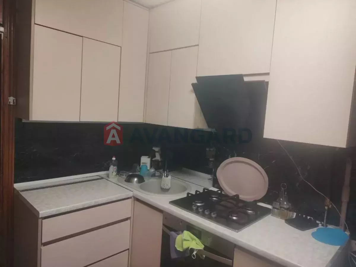 1 ��. ��������, 52/-/5 ��. �., 7/9 ������ ���� 3