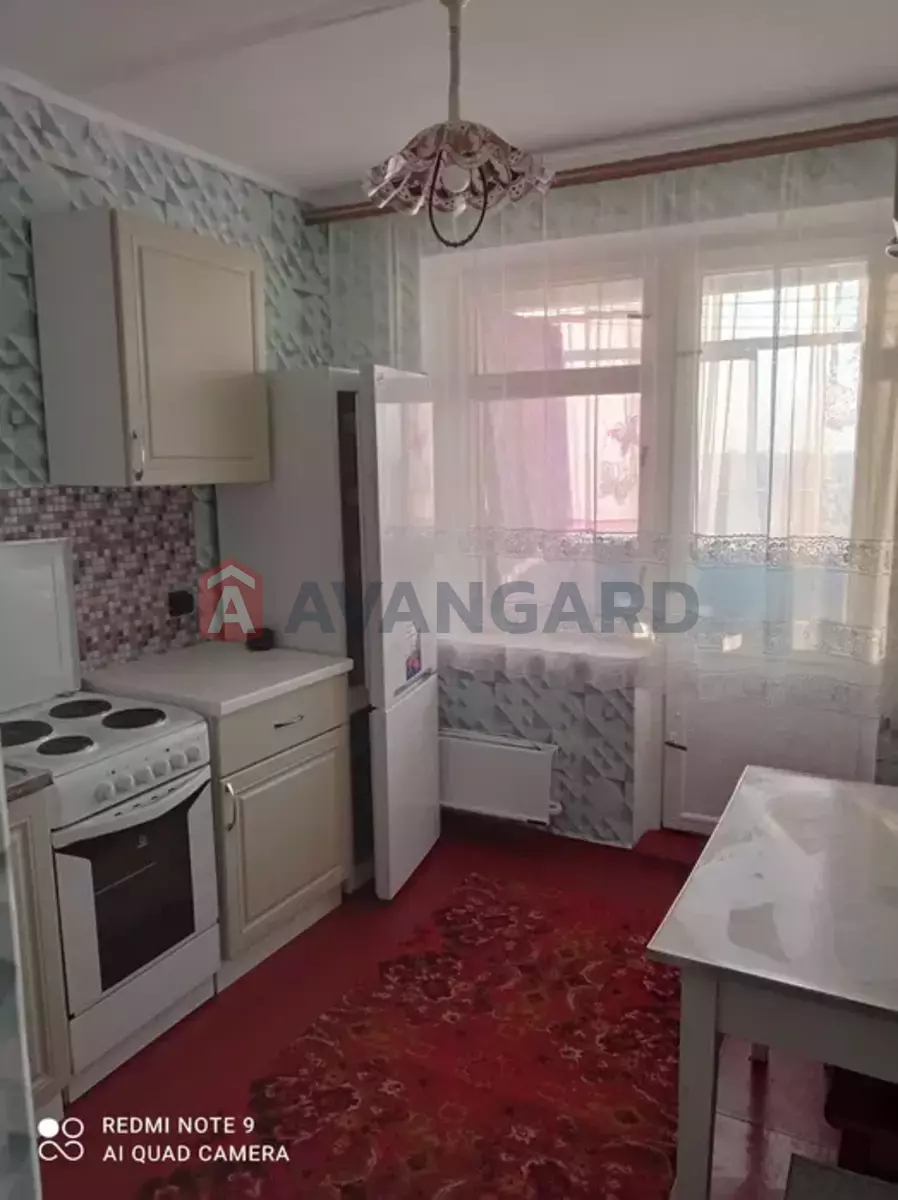 1 ��. ��������, 38/-/8 ��. �., 9/14 ������ ���� 2