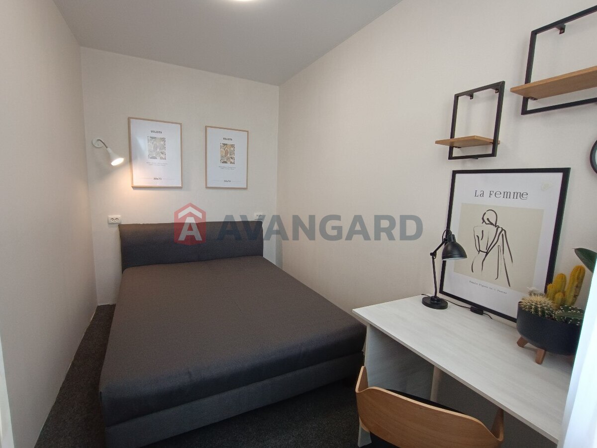 2 ��. ��������, 55/-/10 ��. �., 4/9 ������ ���� 9