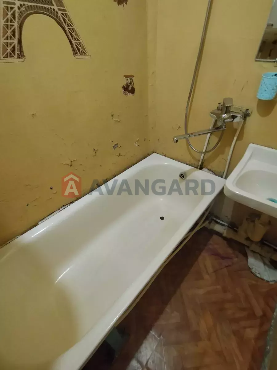 2 ��. ��������, 54/-/8 ��. �., 2/9 ������ ���� 7