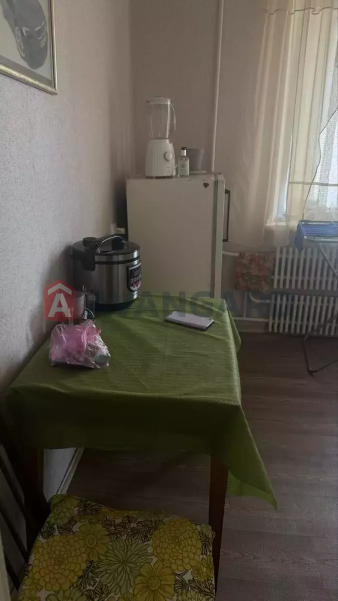 1 ��. ��������, 40/-/10 ��. �., 6/9 ������ ���� 4