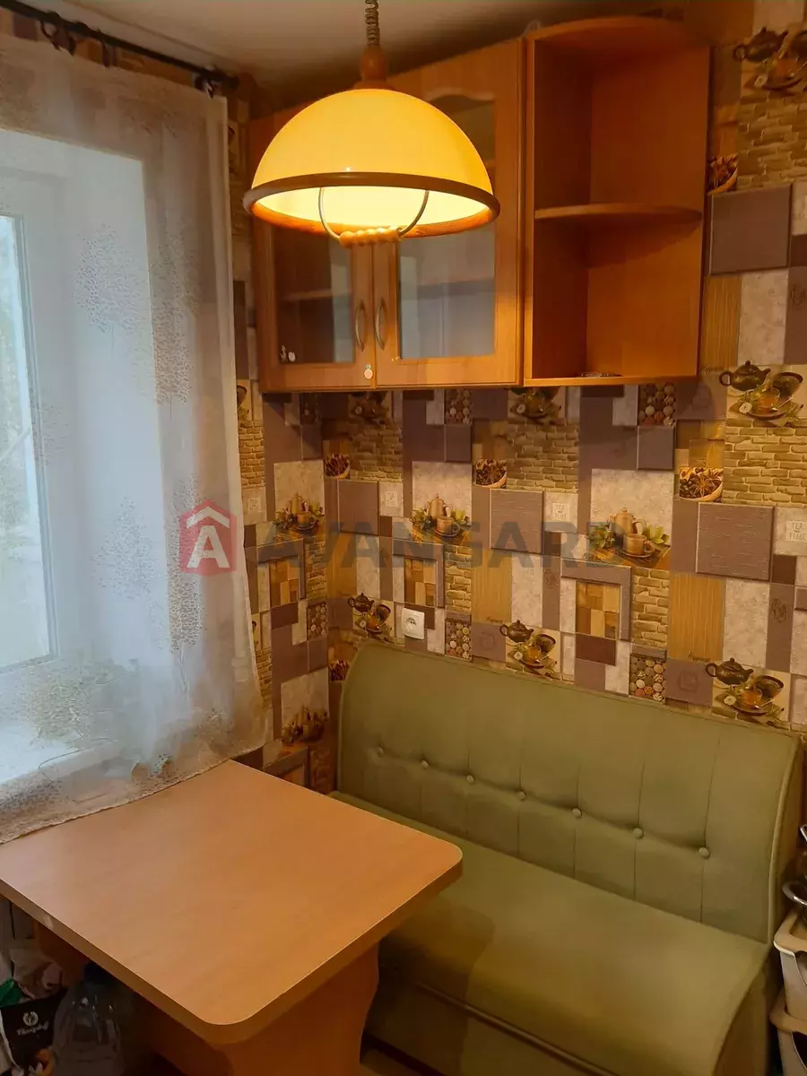 1 ����. ��������, 12/-/6 ��. �., 3/5 ���� ���� 5