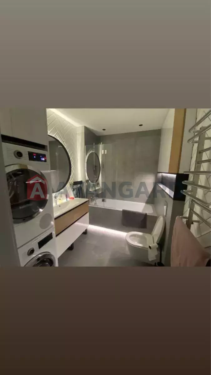4 ��. ��������, 107/-/60 ��. �., 9/10 ������ ���� 2