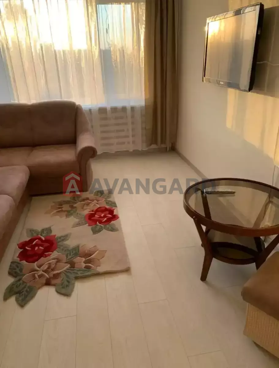 1 ��. ��������, 41/20/9 ��. �., 7/12 ������ ���� 3