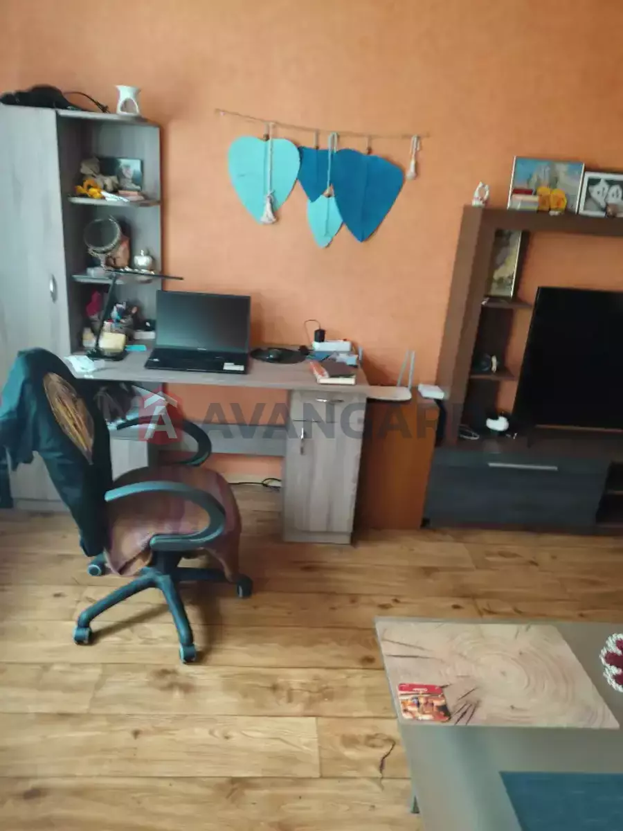 2 ��. ��������, 45/30/8 ��. �., 7/10 ������ ���� 3