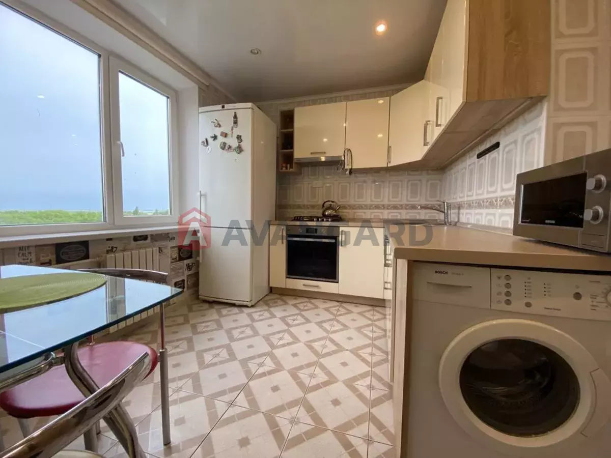 1 ��. ��������, 38/-/8 ��. �., 9/9 ������ ���� 13