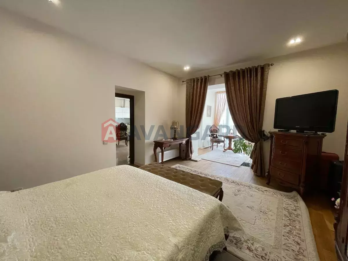 2 ��. ��������, 68/-/- ��. �., 15/17 ������ ���� 8