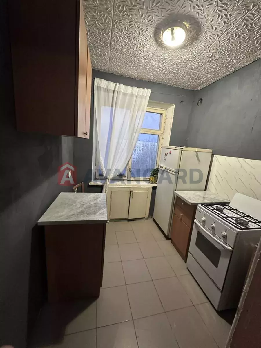 1 ����. ��������, 29/-/6 ��. �., 9/9 ���� ���� 2