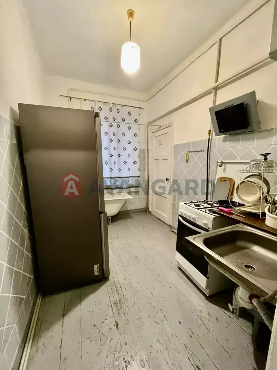 2 . , 44/28/10 . ., 1/2   10