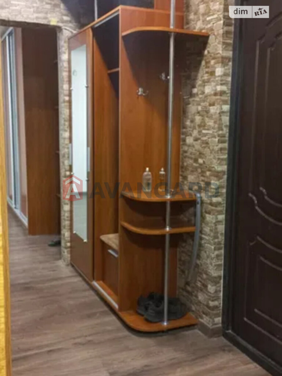 2 ��. ��������, 52/-/11 ��. �., 2/10 ������ ���� 2