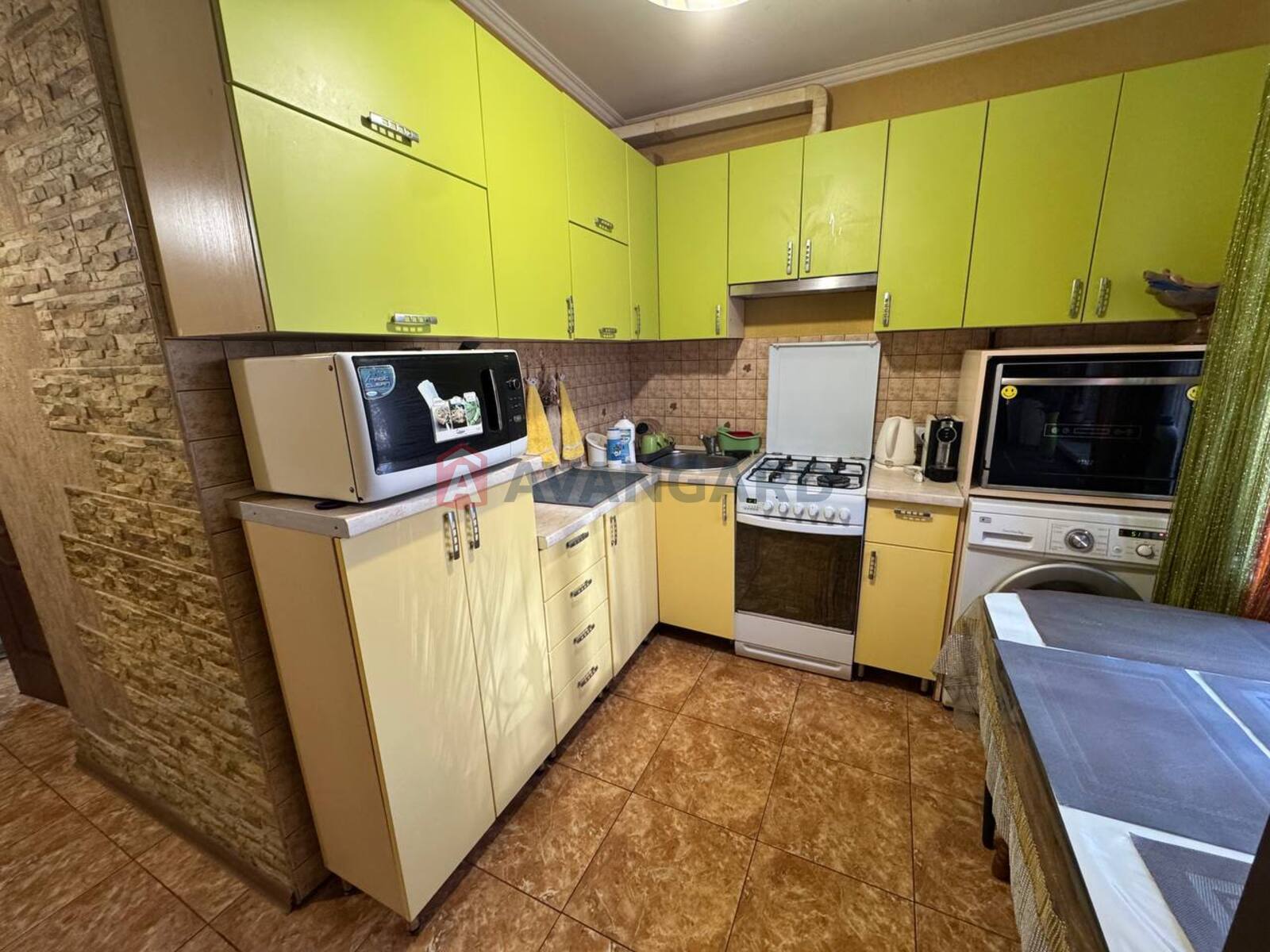 1 ����. ��������, 35/17/7 ��. �., 1/9 ���� ���� 7