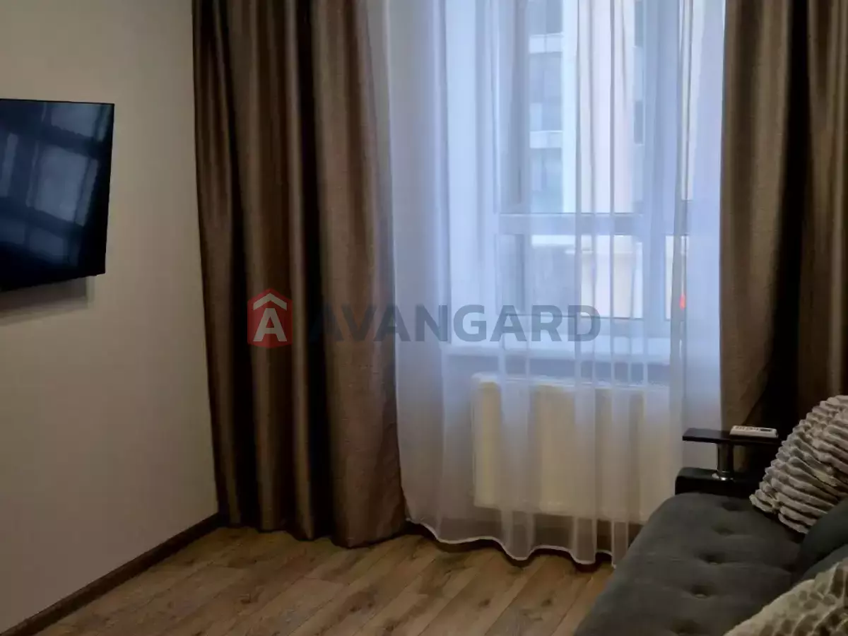 1 ��. ��������, 44/18/18 ��. �., 3/10 ������ ���� 15