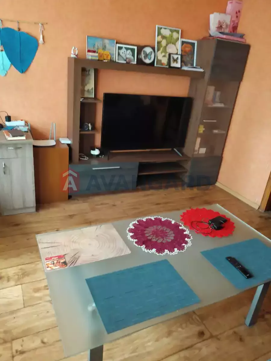 2 ��. ��������, 45/30/8 ��. �., 7/10 ������ ���� 4